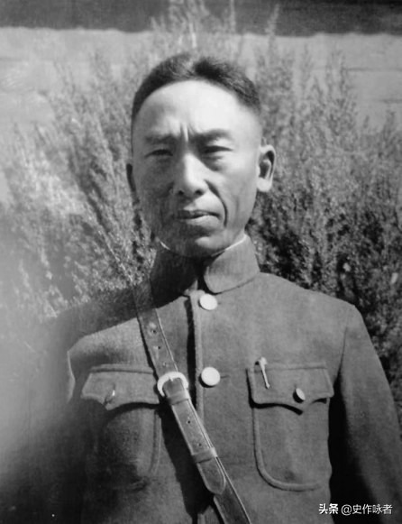 盘点解放战争中，四位起义失败的国军将领，其中一位惨遭学生出卖