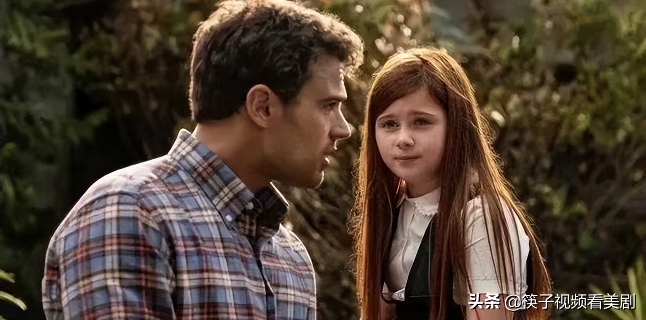 《时间旅行者的妻子》：如何在时间线上双向奔赴？