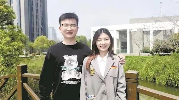 武汉女大学生斩获200万奖学金，连发6篇SCI火了，令众人羡慕不已