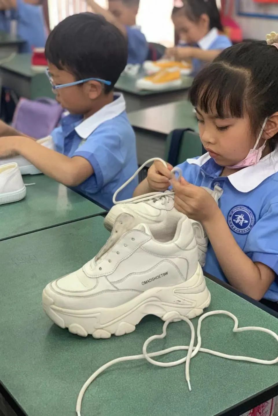 发扬劳动精神 争做先锋少年｜记川大西航港实小劳动技能大赛活动