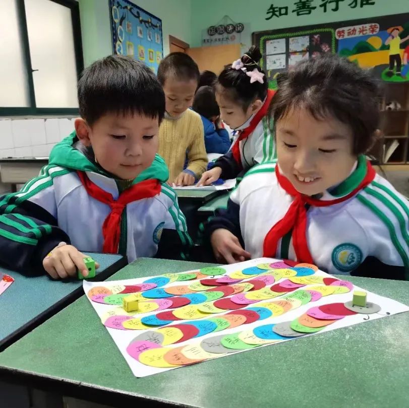 星星拥抱梦想 未来光芒万丈｜走进天府新区南湖小学2.1星辰中队