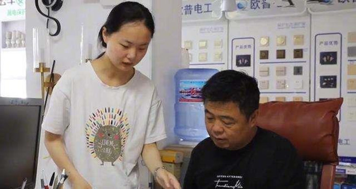 江苏高考状元白湘菱：被清华北大拒绝，却能拿百万奖学金入学港大