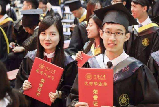 本科学历原来也分档次，不同档次的毕业生，就业难度或有很大差距