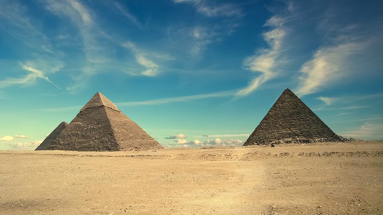 用科学揭秘金字塔建造的过程，古埃及人的智慧简直颠覆我们的想象