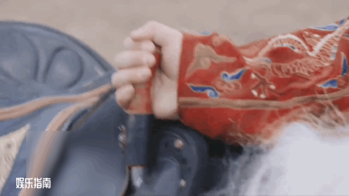 穿飞鱼服我只服这11位男星！穿上后个个化身为万人迷，霸气侧漏