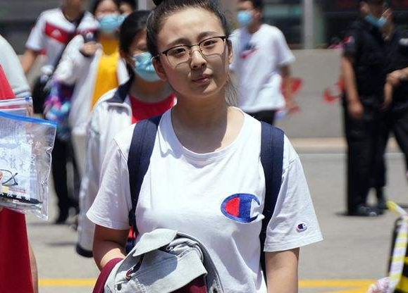 高三班主任吐露心声，985高校里很少有寒门学子，家庭环境很重要