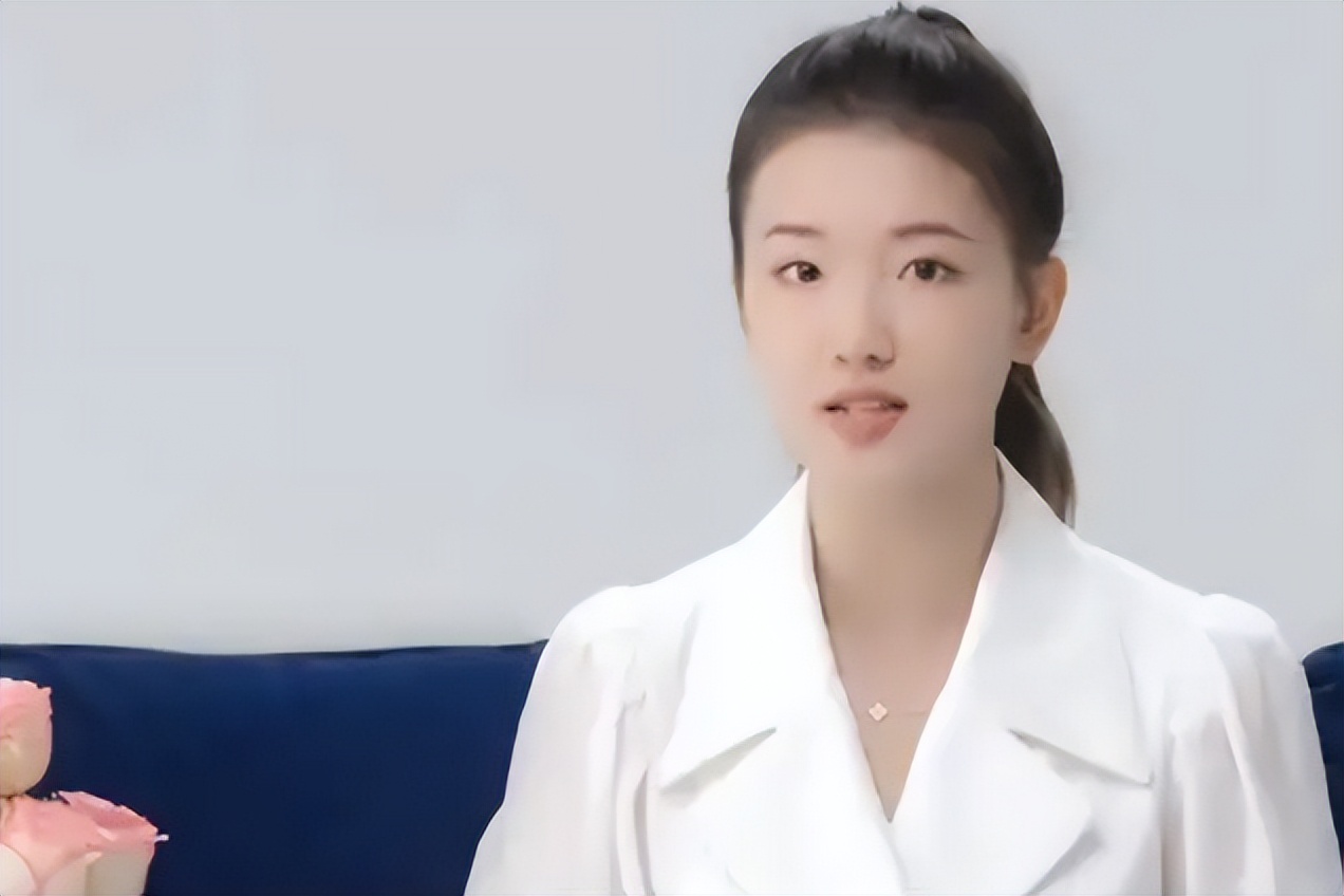 孟羽童因带货能力被传辞退？本人直面回应，只是一老老实实打工人