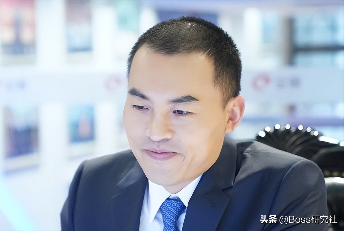 河南焦作"80后富豪"卢小波,大学毕业白手起家,如今身价8.5亿