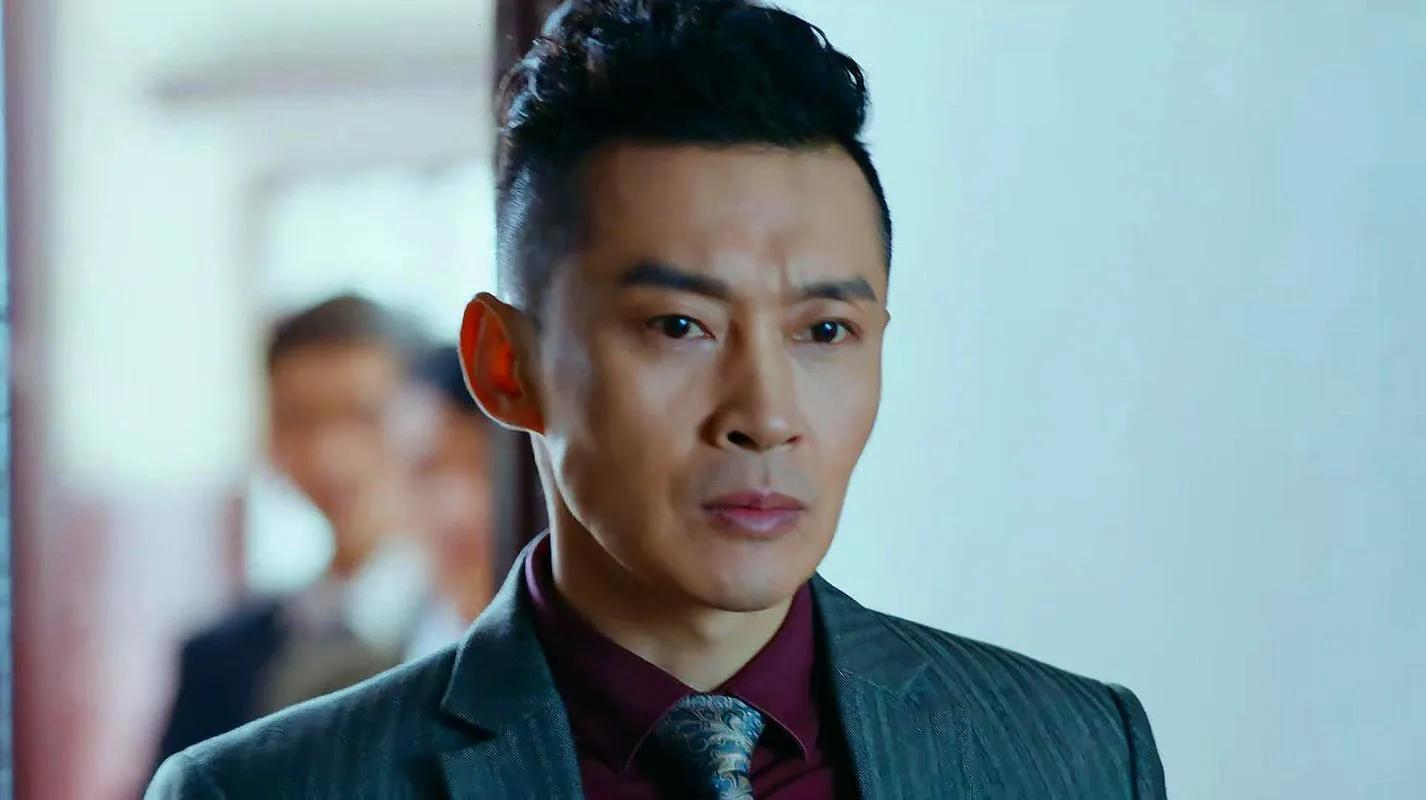 《林深见鹿》热播:再看剧中8位男星，全都不是省油的灯，演技极好