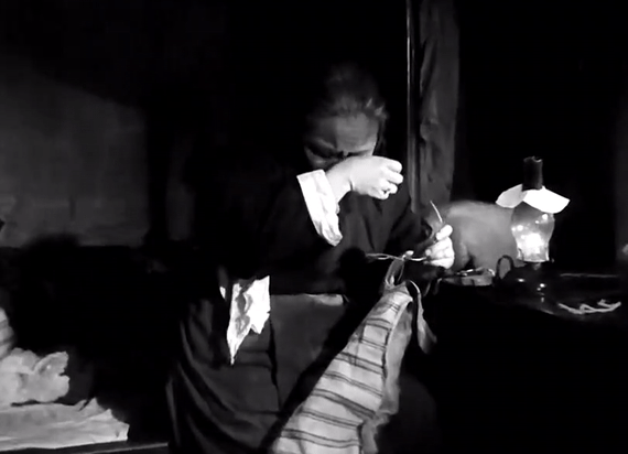 吴茵33岁确立“东方第一老太婆”的地位，终身未育，晚年写回忆录