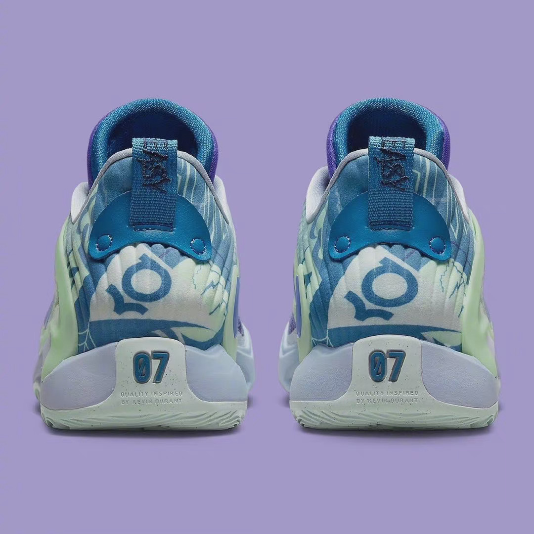  Nike new product! The color matching of kd15 has exploded. The lebron9 pink is picturesque and the slippers are also stylish. 