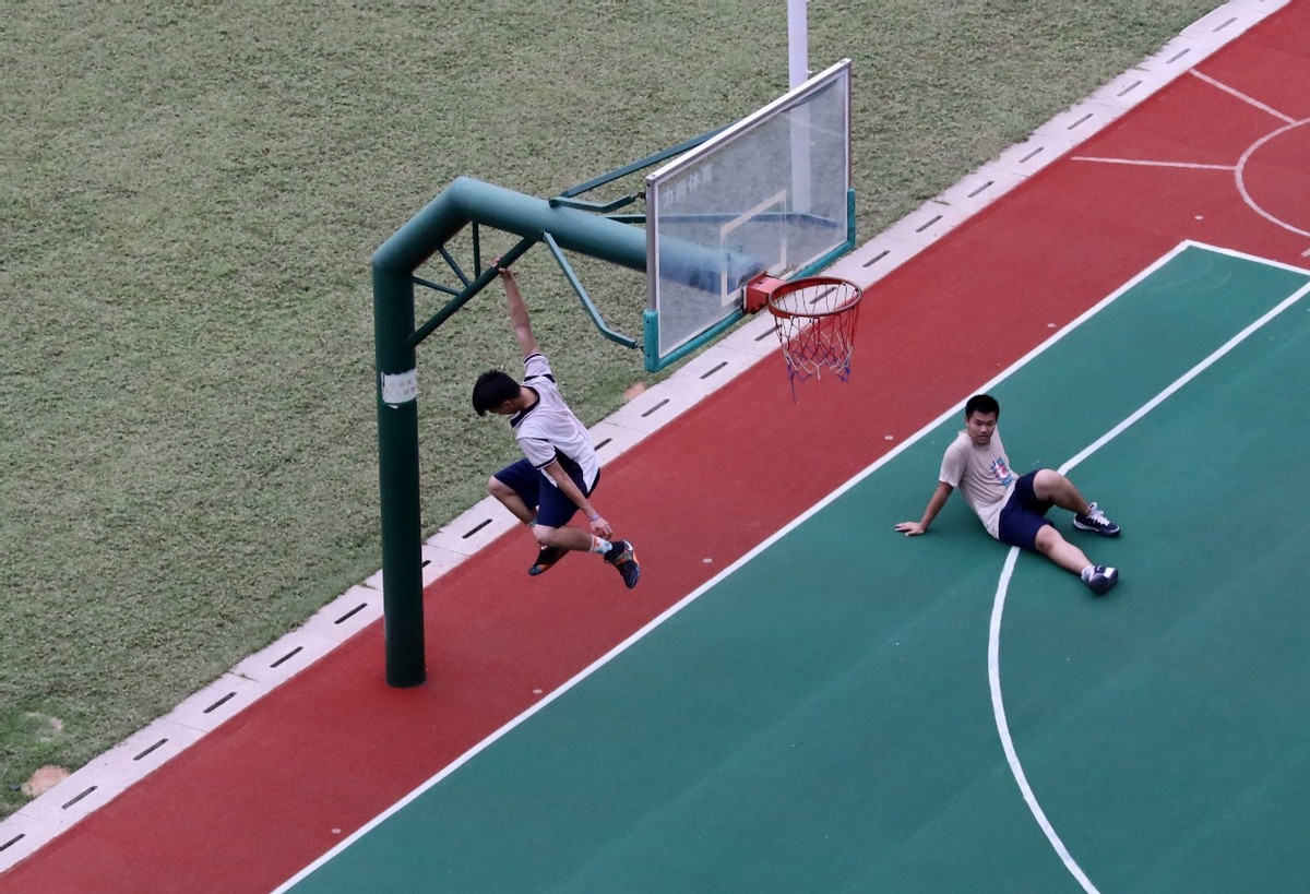 “学神”王端鹏：高考成绩749，仅差一分满分，怎么做到的？