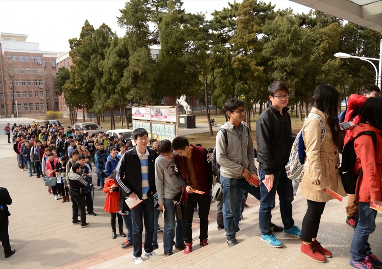 厉害！川农大一女生宿舍全员考研上岸，网友却嘲讽：全是天坑专业