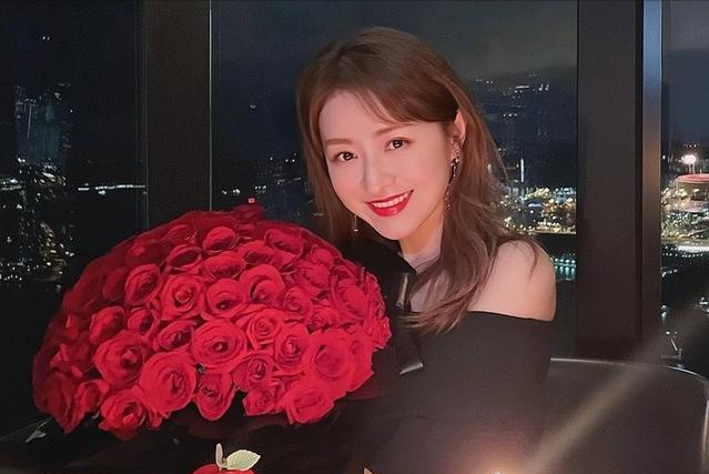 徐淑敏：嫁相恋仅60天的富商后，4年连生3胎，目前已在备孕第4胎