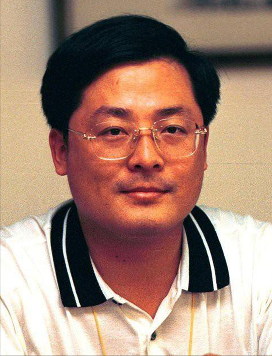 辽阳首富袁宝璟：白手起家却误入歧途，为求免死，捐给国家495亿
