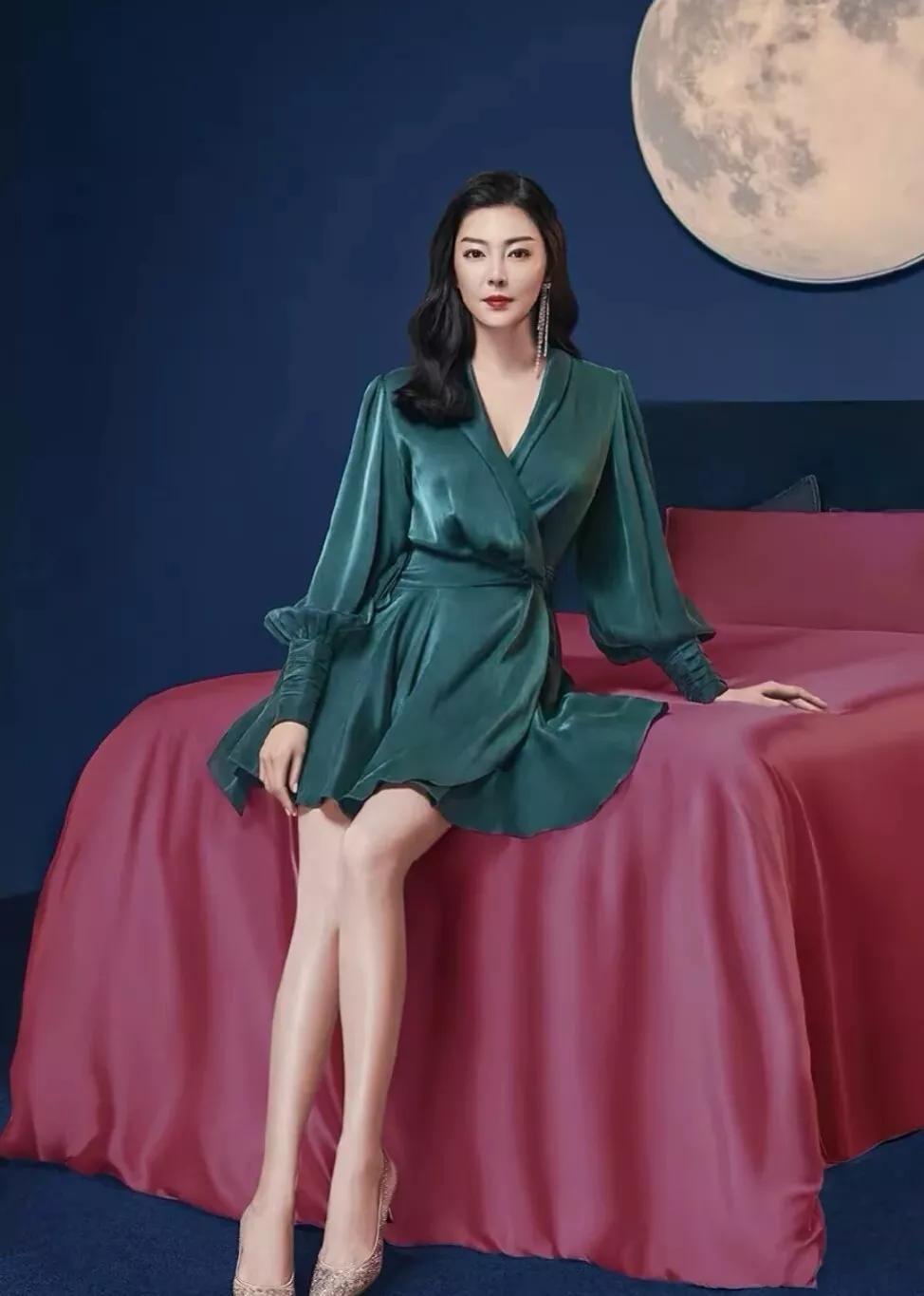 明星俏佳人：娱乐圈美女狠人，张雨绮处事风格，人生短暂不服就干