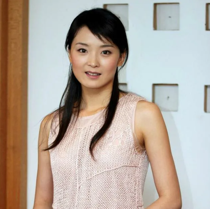 王府世纪(北京富豪王志才:紫禁城边有豪宅,娶"晴格格"为妻,却移民海外