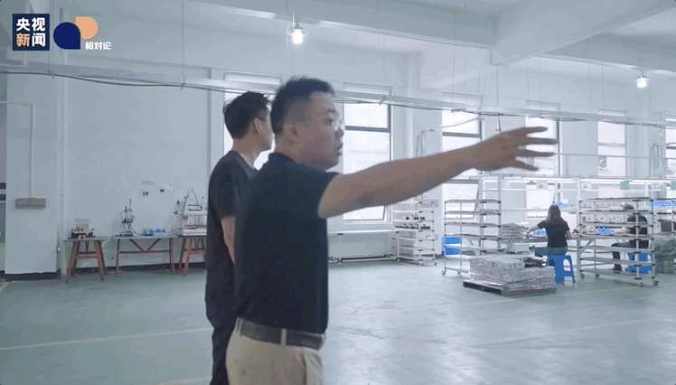 中国锅做的牛排把老外“香迷糊”了，网友：上链接！