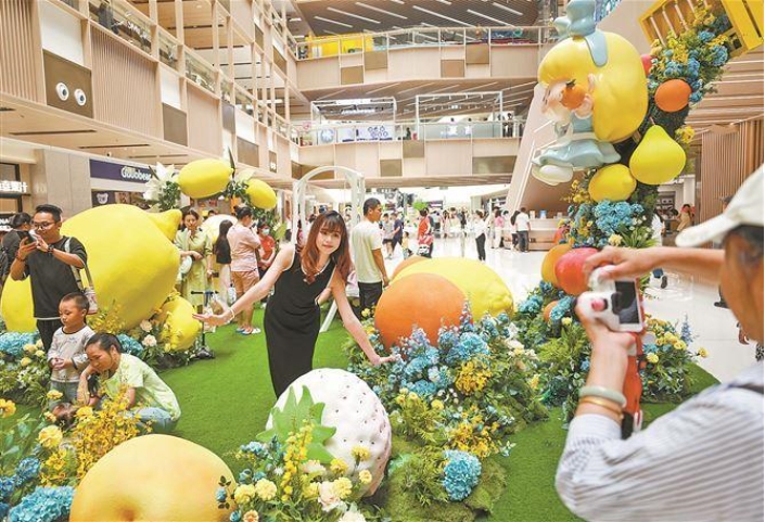 首秀首店首展引领消费新风尚 五一假期厦门推出百场活动点燃城市活力