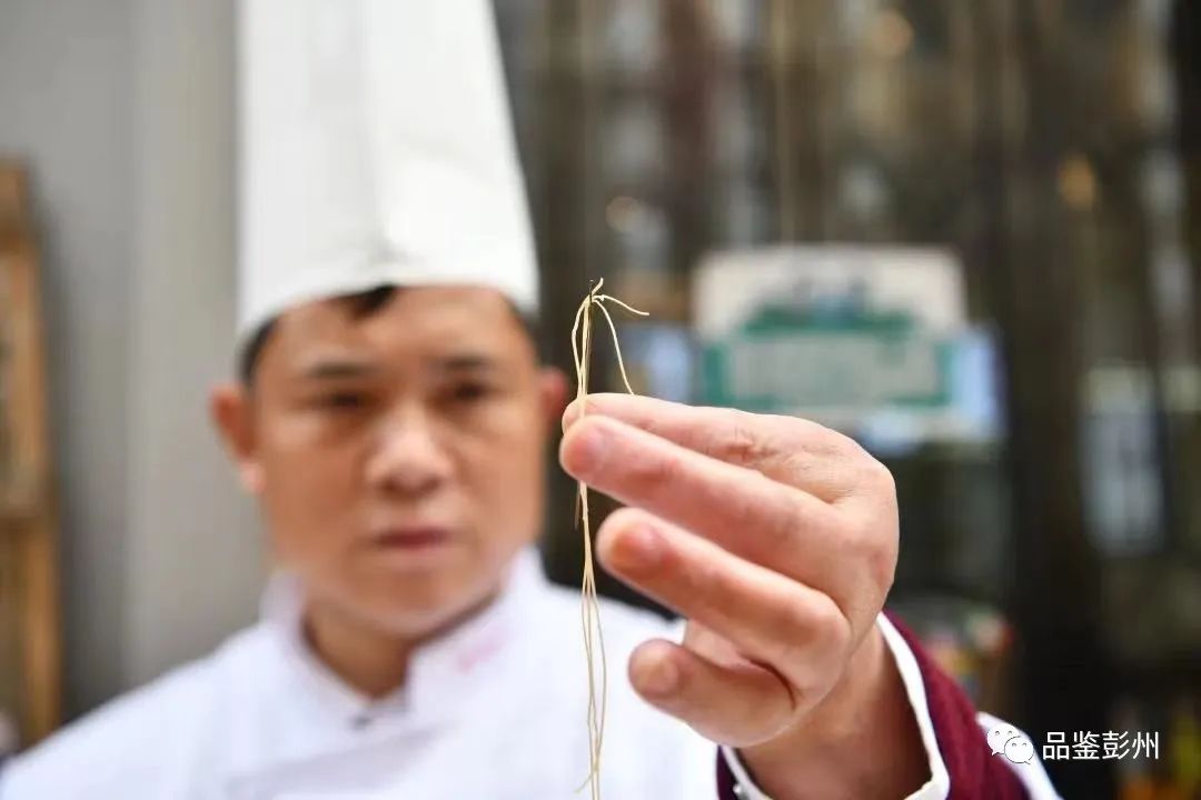 早餐江湖：一碗面里的岁月，一口汤中的彭州