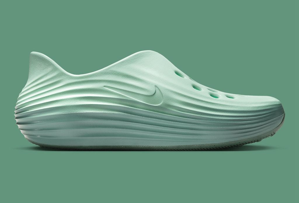 詹姆斯同款！这双 Nike 洞洞鞋有新配色了！