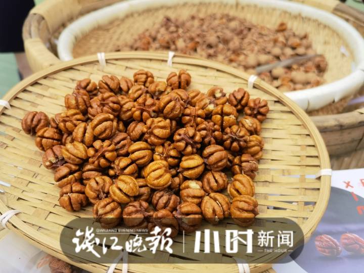 怎样才能剥出一颗完整的山核桃“团圆仁”？临安资深人士传授独门秘技