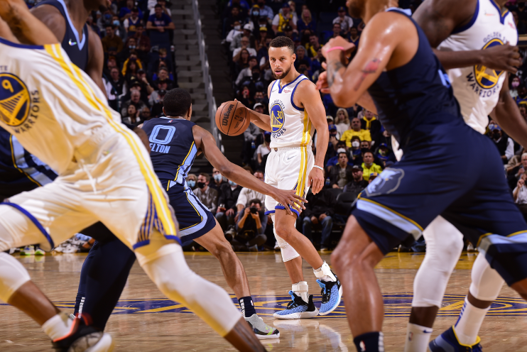 为什么nba最后不能得分(NBA | 库里也有死穴 决胜节不会得分)