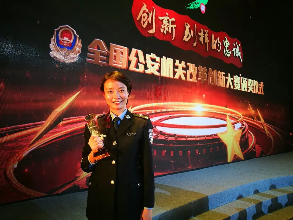 珠海市公安局出入境,珠海市公安局出入境办证大厅电话