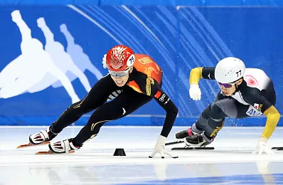 短道速滑世界杯重现(「短道速滑世界杯」中国队收获1银2铜，男子5000米接力挺进决赛)