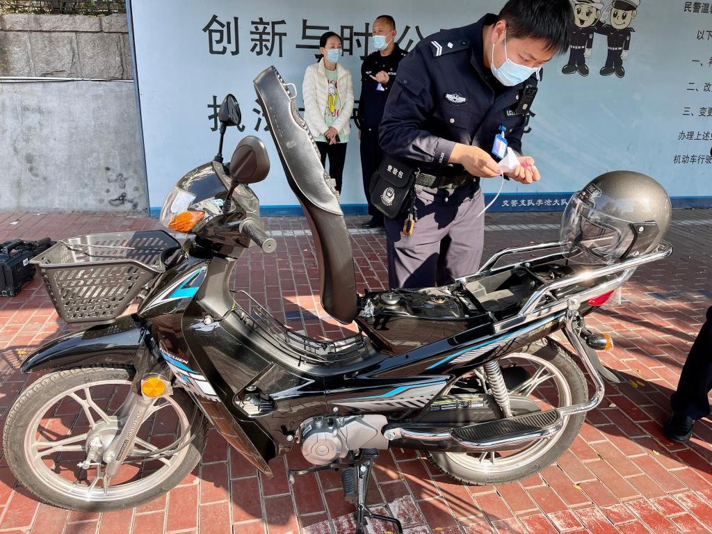 青岛车管所,青岛车管所24小时咨询热线