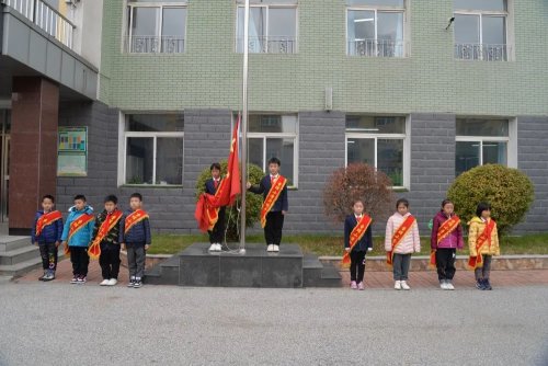 皇姑区童晖小学南校区举行主题升旗仪式(图8)