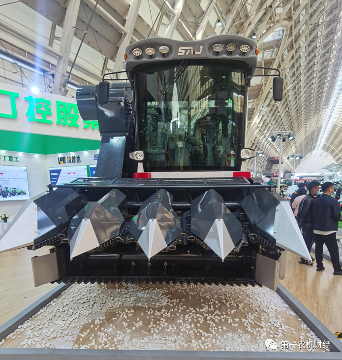 2021中國(guó)國(guó)際農(nóng)機(jī)展上的20款明星收獲機(jī)