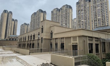 成人高考函授站向学生收取毕业论文指导费是否合理？