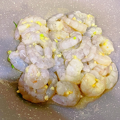 葡萄炒玉米,葡萄炒玉米粒的做法
