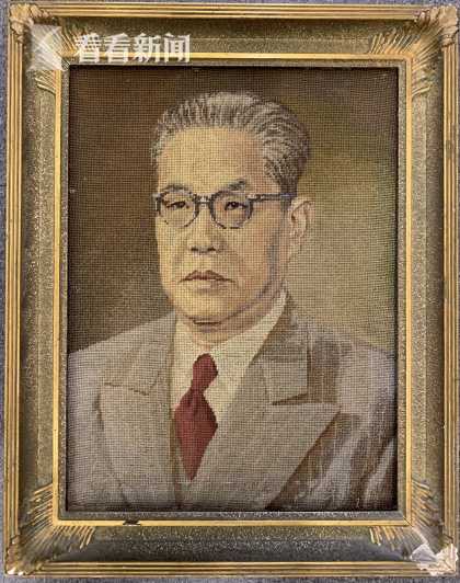 用先辈事迹勉励学生 胡懋廉史料捐赠复旦医学院