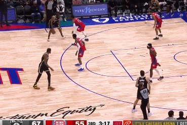 nba球星有哪些囧照(里程碑之夜上演离奇五大囧 哈登状态仍令篮网挠头)