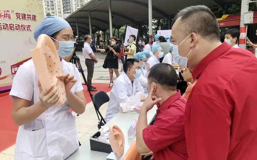 在公交车上学中医！广州市首辆中医药健康公交专车开通