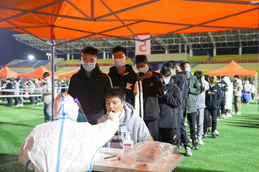 四川多所高校发布紧急通知！