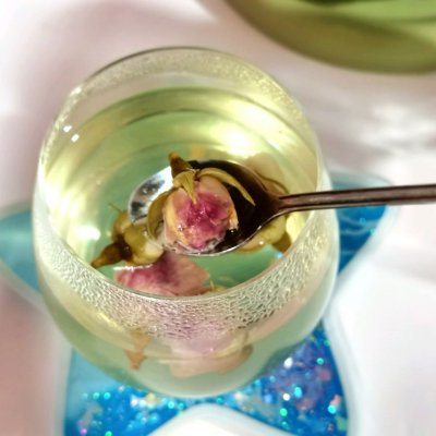 秋冬一杯｜蜂蜜玫瑰养颜茶