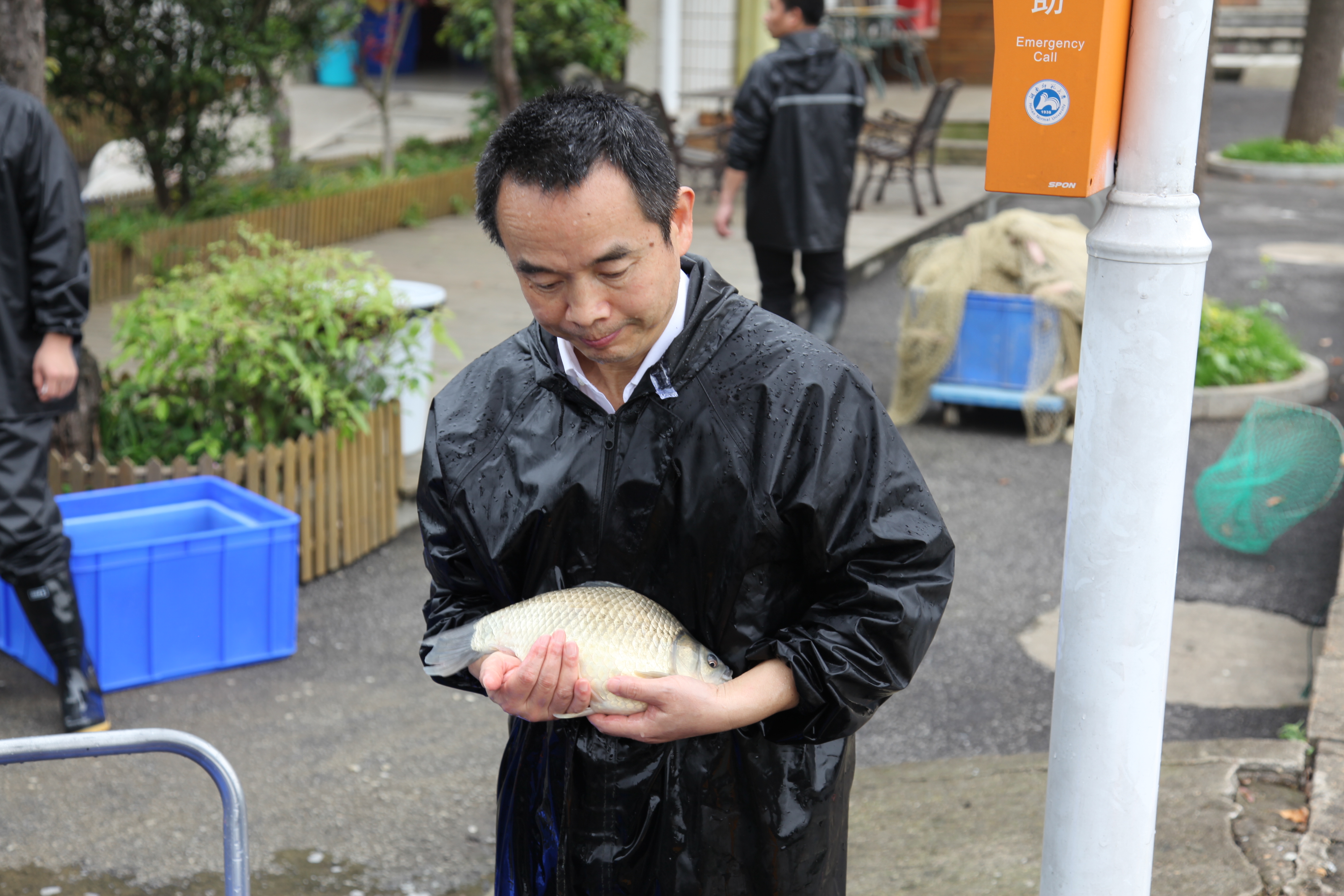 这位院士将唯一工作站设在广州：“让中国人吃好鱼，吃放心鱼”