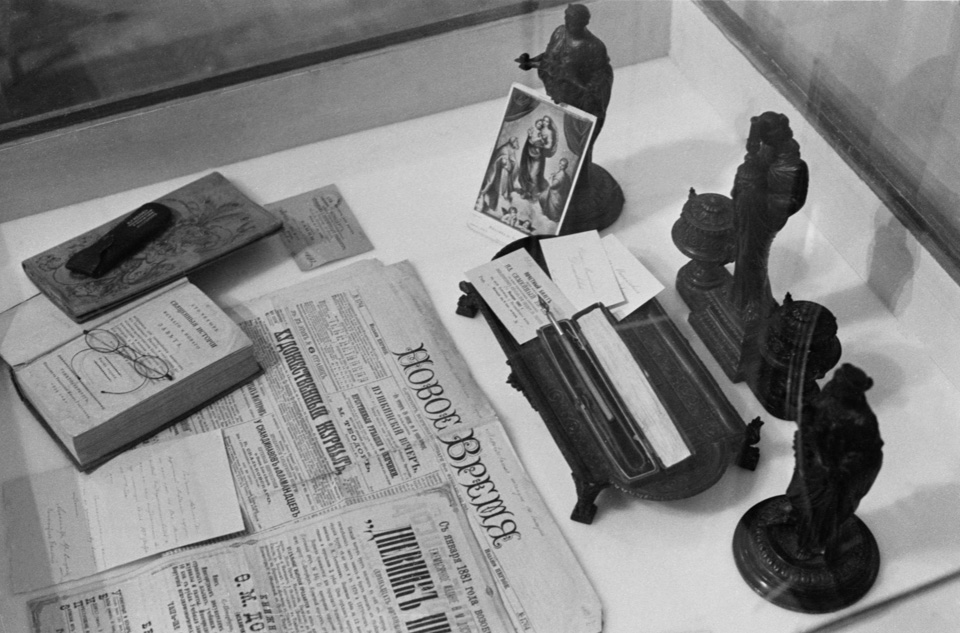 他所有小说都出现了命案，写出了战斗民族的另一面