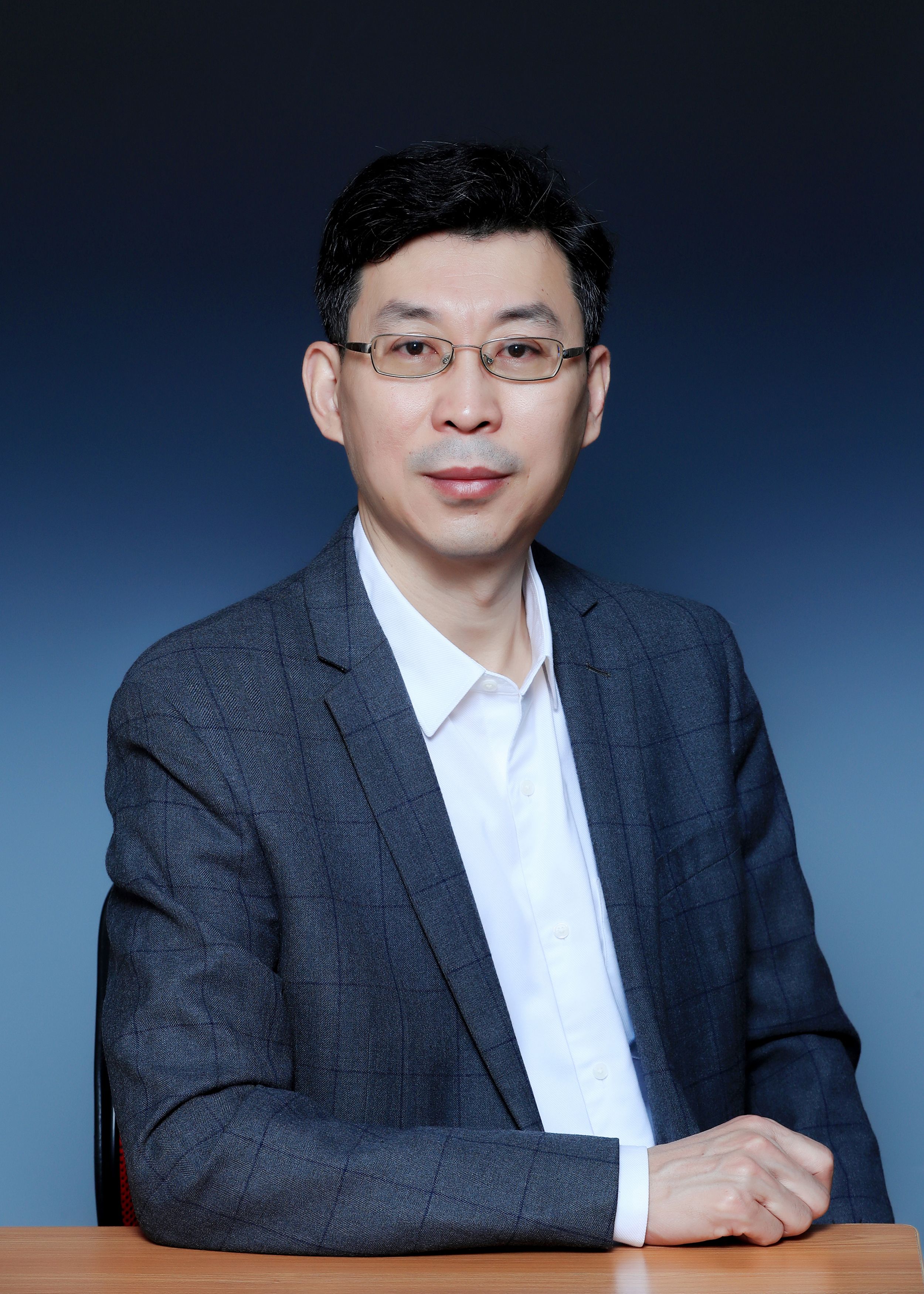专访百人会张永伟：预计2025年新能源汽车销量占比将超30%