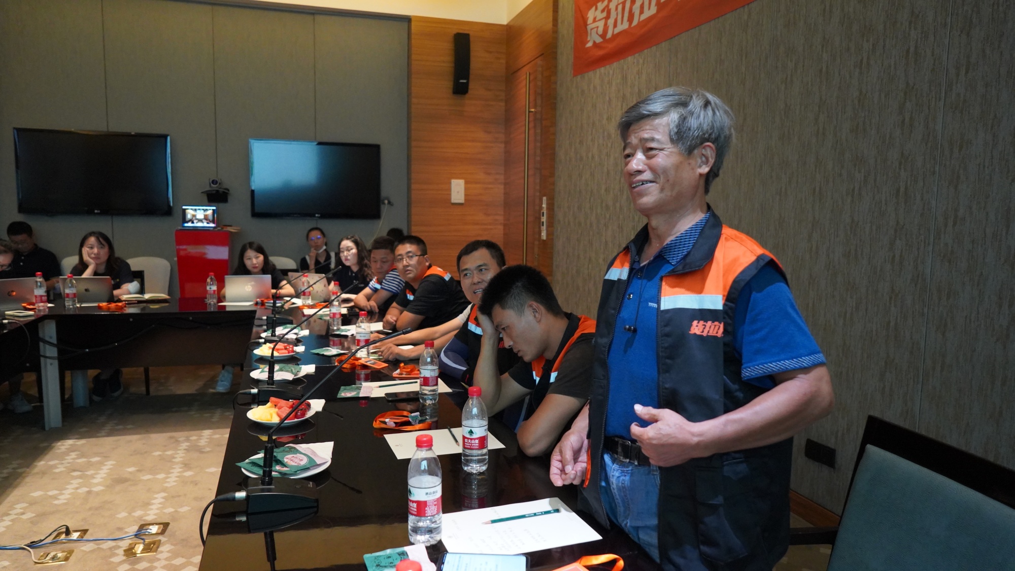 货拉拉成立“司机权益保障委员会”：专项工作组打通司机沟通渠道，织密货车司机权益保障网