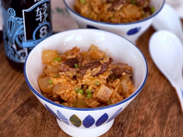 牛肉燜飯,