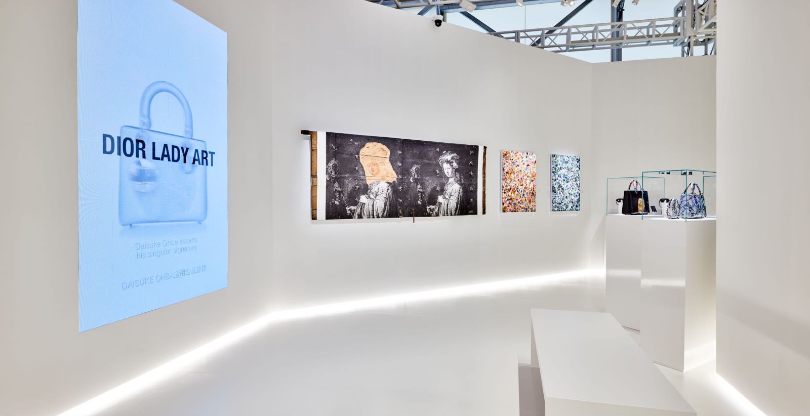 时尚和艺术的关系如何诠释？迪奥做了场重构Lady Dior的展览