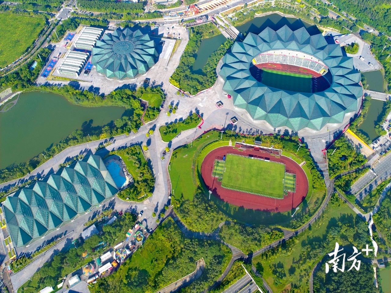 南方观察｜奏响文明创建交响乐，龙岗绘就“品质之城”最亮底色