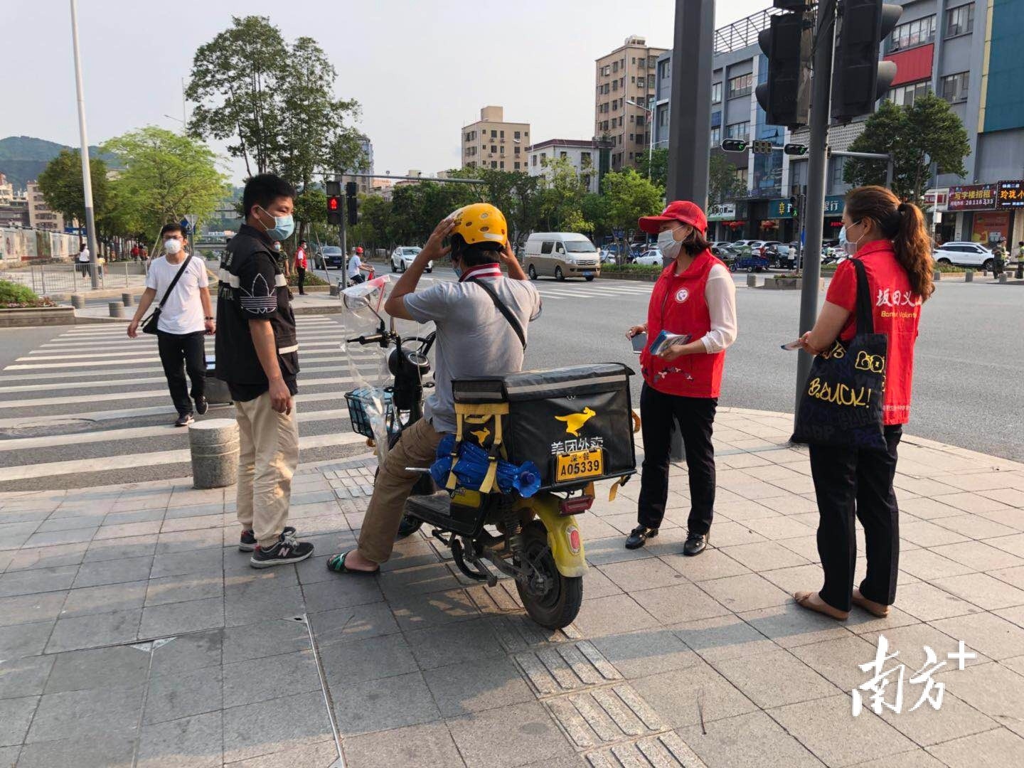 南方观察｜奏响文明创建交响乐，龙岗绘就“品质之城”最亮底色