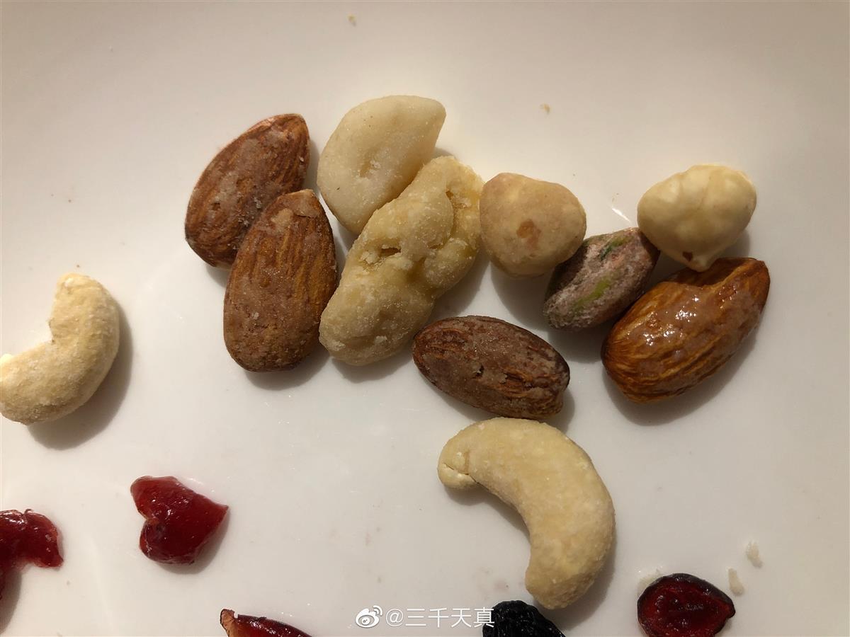 三只松鼠零食多次被曝“发霉”，公司回应：是警醒，将加大检测频次