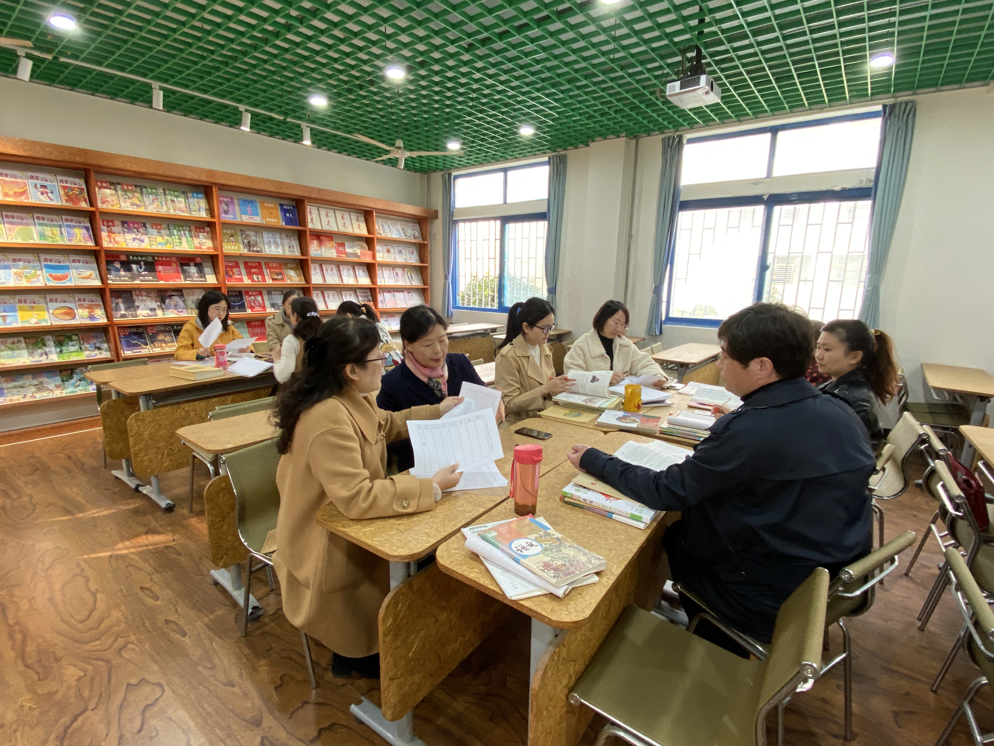 郑州市第二外国语中学写作业可以“多选一”(图3)