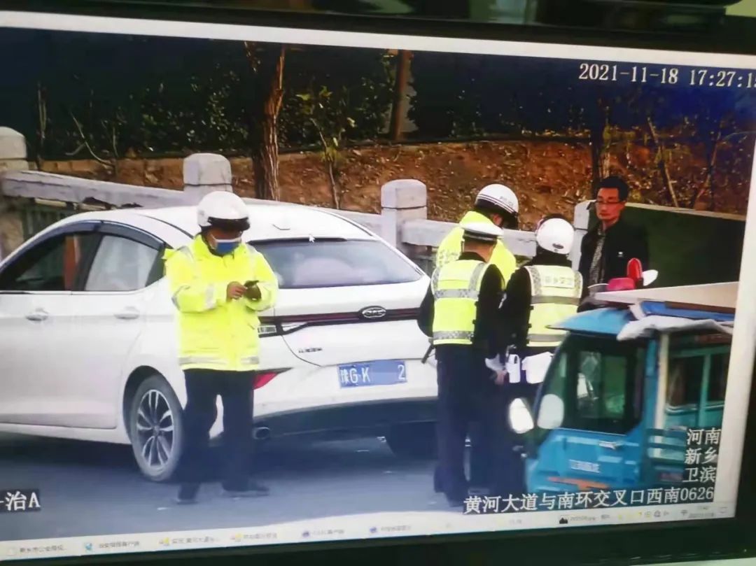 一线微观丨全警协同＋多点布控，新乡交警查获被盗抢车辆！